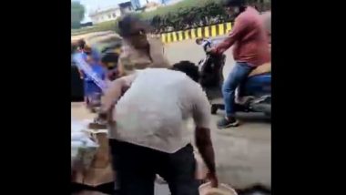 Video: দোকানদারকে কষিয়ে চড় মারলেন মহিলা পুলিশ, দেখুন ভিডিয়ো
