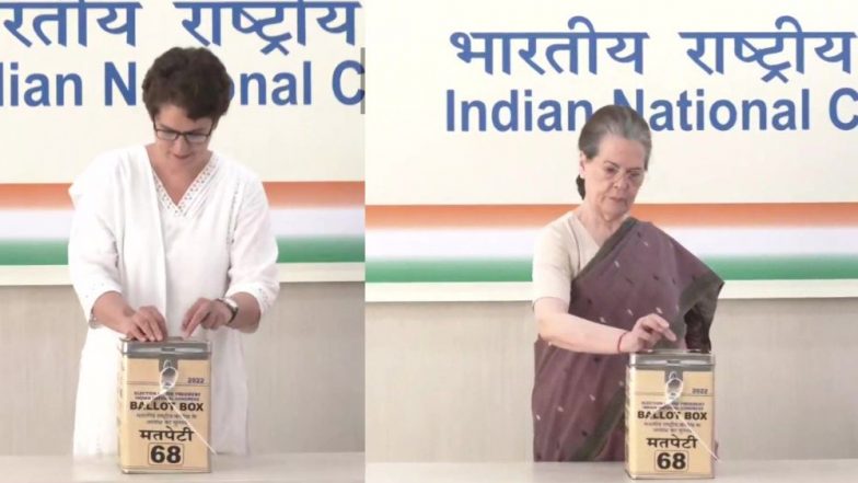 Congress President Elections 2022: গান্ধী পরিবার নেই সভাপতির দৌড়ে, তাও এই নির্বাচনের জন্যই দিন গুনছিলেন সোনিয়া গান্ধী ?