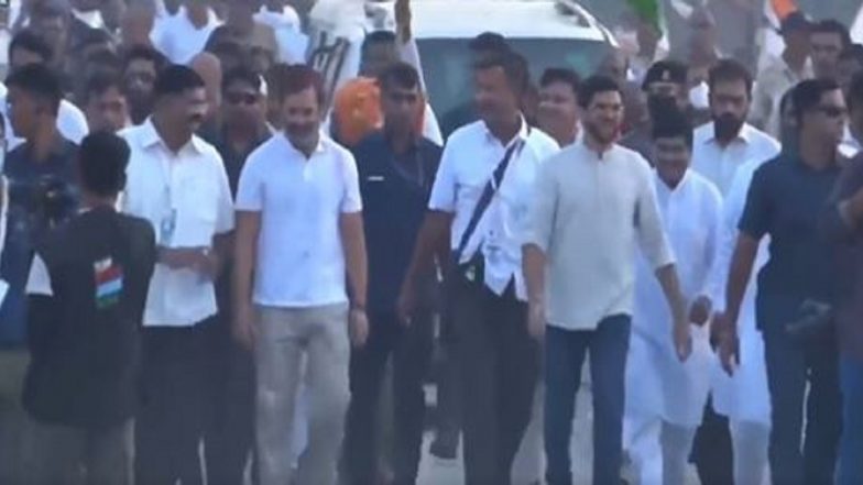 Bharat Jodo Yatra Video: রাহুল গান্ধীর সঙ্গে 'ভারত জোড়ো যাত্রায়' উদ্ভব-পুত্র আদিত্য ঠাকরে, দেখুন