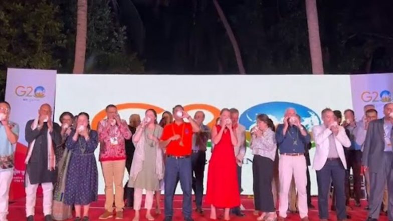 G20 Presidency: ভারতের জি২০ প্রেসিডেন্সিকে স্বাগত জানাতে শাঁখ বাজালেন জি ২০ রাষ্ট্রদূতরা (দেখুন ভিডিও)