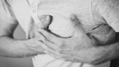 Heart Attack Symptoms: সাবধান !জিমে বসে এই ভুলগুলো করবেন না, হার্ট অ্যাটাকের কারণ হতে পারে