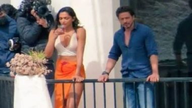 Shah Rukh Khan: জন্মদিনের আগেই চমক, দীপিকার সঙ্গে পাঠানের সেটে একান্তে শাহরুখ