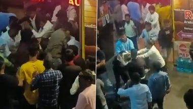 Bengaluru Video: খাবার দিতে অস্বীকার করায় রেস্তোরাঁর কর্মীদের পেটালেন মত্তরা, দেখুন ভিডিয়ো