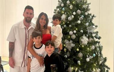 Messi Celebrating Christmas:  ক্রিসমাস ট্রি-র সামনে দাঁড়িয়ে স্বামী ও তিন ছেলেকে নিয়ে ছবি মেসির স্ত্রীর, মুহূর্তে ভাইরাল