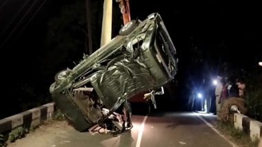 Tamil Nadu Accident : শবরীমালা থেকে ফেরার পথে নিয়ন্ত্রণ হারিয়ে ৪০ ফুট গভীর খাদে তীর্থযাত্রী বোঝাই গাড়ি, ৮ তীর্থযাত্রীর মৃত্যু