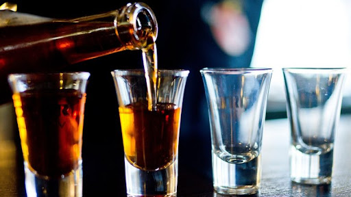 Liquor Price Hike: সুরাপ্রেমীদের জন্যে দুঃসংবাদ, নববর্ষে বঙ্গে বাড়ছে মদের দাম