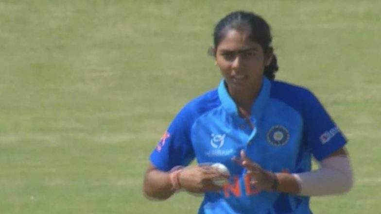 Under 19 Women's World Cup: ৫ রানে নিলেন চার উইকেট! ভারতের পারশাভি চোপড়ার অবিশ্বাস্য স্পেলে শ্রীলঙ্কা অল আউট ৫৯, রিচাদের জয় ৭ উইকেটে