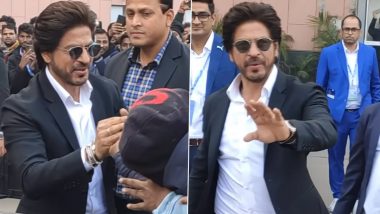 Shah Rukh Khan: 'পাঠান'-এর ট্রেলার মুক্তি পেতেই শাহরুখকে দেখে আপ্লুত অনুরাগীরা, দেখুন