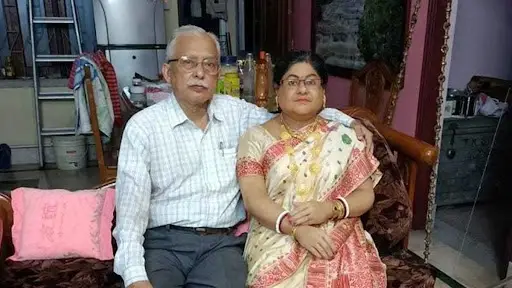 Silicon Statue of Dead Wife: গত হয়েছেন স্ত্রী, সঙ্গ পেতে লক্ষাধিক টাকা খচর করে বানালেন প্রয়াত পত্নীর সিলিকন মূর্তি