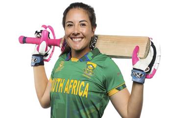 SA W vs SL W, ICC Women's T20 World Cup Live Streaming: দক্ষিণ আফ্রিকা বনাম শ্রীলঙ্কা, মহিলা টি-২০ বিশ্বকাপ, জেনে নিন কোথায়, কখন, সরাসরি দেখবেন খেলা (ভারতীয় সময় অনুসারে)