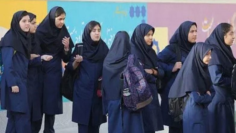 Iran: নারী শিক্ষায় প্রবল আপত্তি, মেয়েদের পড়াশোনা বন্ধ করতে বিষ দেওয়া হচ্ছে, বিস্ফোরক দাবি