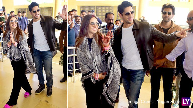 Kiara Advani, Sidharth Malhotra Video: বিয়ের পর প্রথম প্রকাশ্যে সিদ্ধার্থ মালহোত্রা, কিয়ারা আদবানি, দেখুন ভিডিয়ো