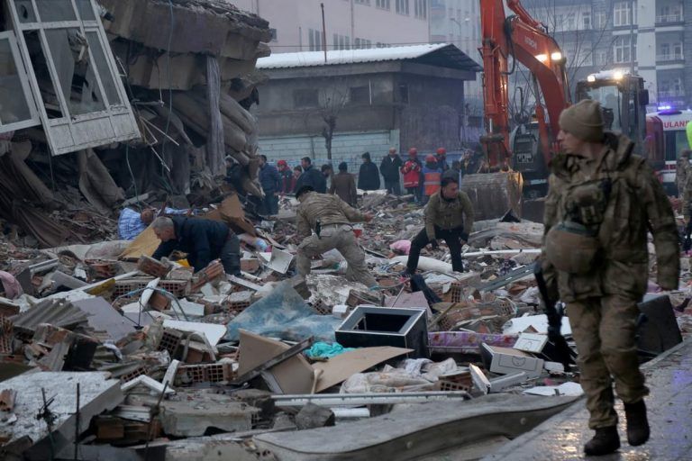 Turkey Earthquake: ভূমিকম্পের ৮ দিন পর তুরস্কে ধ্বংসস্তূপে প্রাণের সন্ধান, উদ্ধার ২ জীবিত