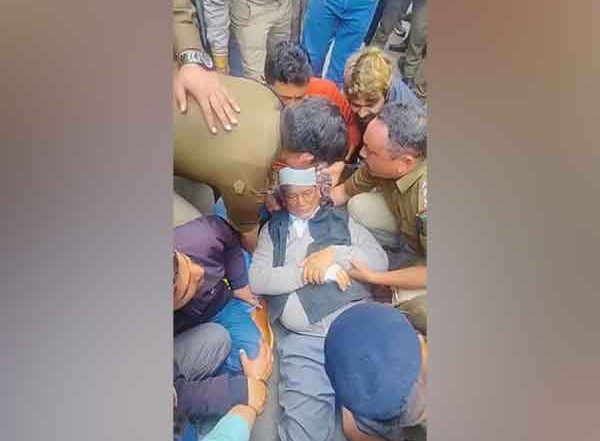Uttrakhand: অসুস্থ কংগ্রেস নেতা হরিশ রাওয়াত