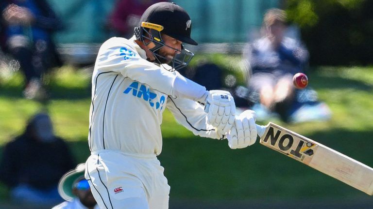 NZ vs SL 1st Test Day 2, Stumps: ৫ উইকেট হারিয়ে বিপাকে কিউইরা, পিছিয়ে ১৯৩ রানে