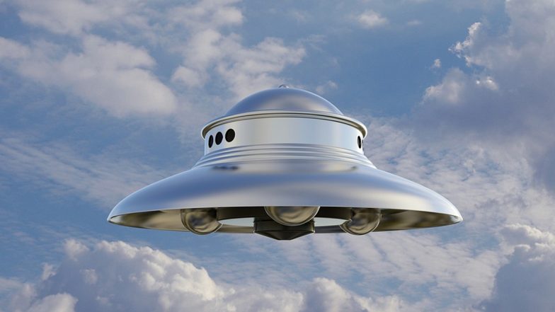 Aliens on Earth: কয়েকমাস পরেই পৃথিবীতে নামছে এলিয়েনরা, ভবিষ্যৎবাণী করলেন টাইম-ট্র্যাভেলার ইনো অ্যালারিক