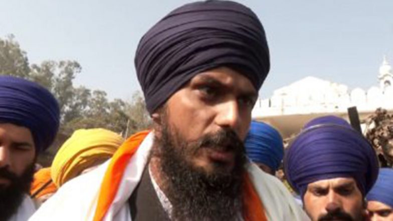 Amritpal Singh Arrested: যোদ্ধার মত আত্মসমর্পণ করেছে অমৃতপাল, নিজেকে গর্বিত বলে দাবি মায়ের