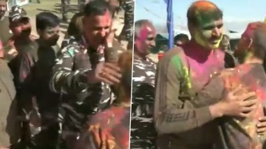 CRPF personnel Celebrate Holi: কর্তব্যের অবসরে হোলি খেলছেন পুলওয়ামার সিআরপিএফ জওয়ানরা, দেখুন ভি়ডিয়ো