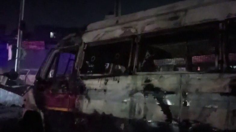 Maharashtra: মহারাষ্ট্রে ২ গোষ্ঠীর বিবাদে রণক্ষেত্র, ভাঙচুর গাড়ি