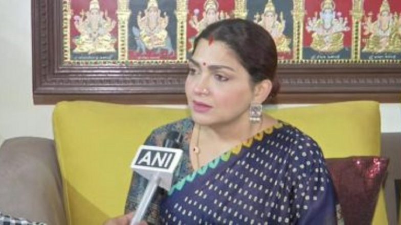 Khushbu Sundar: মাত্র আটেই বাবার হাতে যৌন নিগ্রহ, জাতীয় মহিলা কমিশনের খুশবুর বিস্ফোরণ