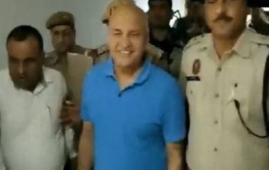 Manish Sisodia: পুলিশের সঙ্গে হাসি মুখে আদালতে গেলেন মণীশ সিসোদিয়া,দেখুন