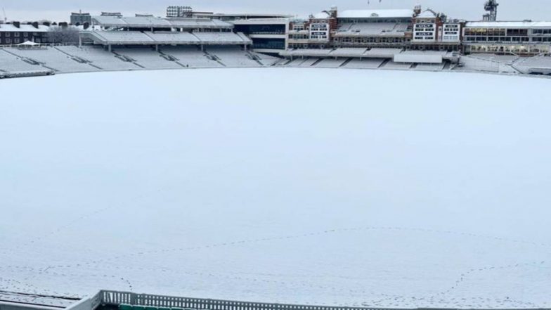 Oval Cricket Ground: যেখানে খেলার জন্য এত লড়াই, সেই ওভাল এখন বরফের তলায়