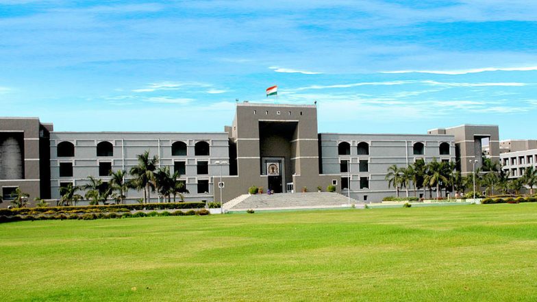 Gujarat: স্বামীর কাছ থেকে স্ত্রীর দায়িত্ব চেয়ে আদালতের দারস্ত প্রেমিক, জরিমানা গুজরাট হাইকোর্টের