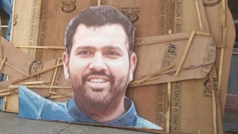 60ft Cutout of Rohit Sharma: রোহিতের জন্মদিন উপলক্ষ্যে হায়দারাবাদে উচ্চতম কাট-আউট