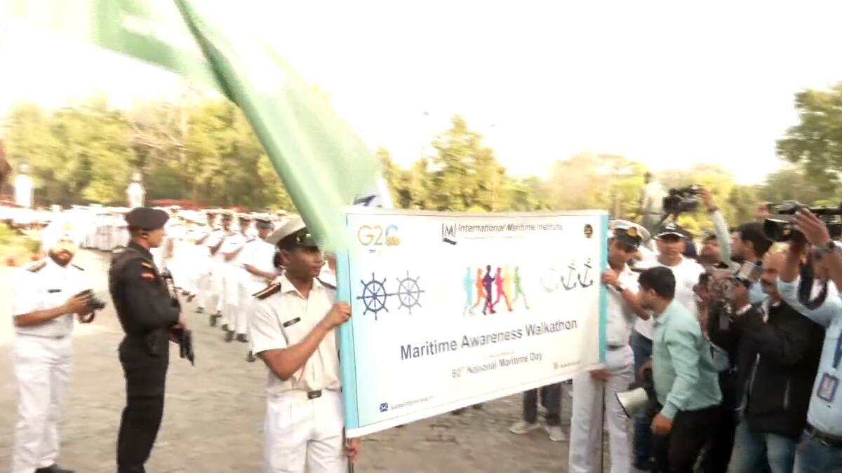 National Maritime Day: জাতীয় সামুদ্রিক দিবসে সামুদ্রিক সচেতনতা যাত্রার শুভ সূচনা করলেন কেন্দ্রীয় মন্ত্রী সর্বানন্দ সোনোয়াল (দেখুন ভিডিও)