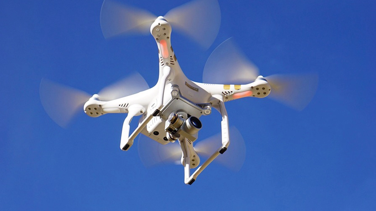 Pak Drone Spotted: ফের ভারতে হামলার ছক? জম্মু কাশ্মীরের আকাশে চক্কর পাক ড্রোনের, শুরু তদন্ত