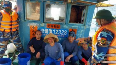 Chinese Fishing Boat Capsizes on Indian Ocean: ভারত মহাসাগরে নৌকাডুবি, নিখোঁজ চিনা সহ মোট ৩৯ জন নাবিক