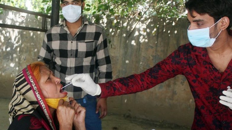 Covid 19 Update: দেশে নিম্নমুখী কোভিডের সংক্রমণ, ২৪ ঘণ্টায় আক্রান্ত মাত্র ১ হাজার ২১ জন