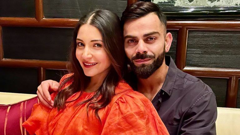 Virat Kohli-Anushka Sharma:সোশ্যাল মিডিয়ায় স্ত্রী অনুষ্কার সঙ্গে রোমান্টিক ছবি শেয়ার বিরাটের