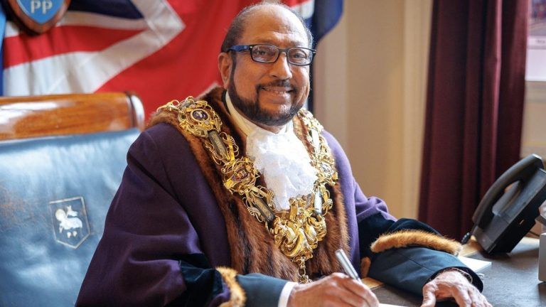 Indian-origin Muslim Mayor In UK: ২০২৩-২৪ সময়ের জন্য প্রেস্টনের মেয়র হিসাবে নির্বাচিত হলেন ইয়াকুব প্যাটেল