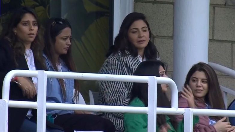 Anushka Sharma-Ritika Sajdeh at Oval: বিরাট-রোহিতদের বিশ্ব টেস্ট চ্যাম্পিয়নশিপ ফাইনাল দেখতে ওভালে অনুস্কা-রিতিকা