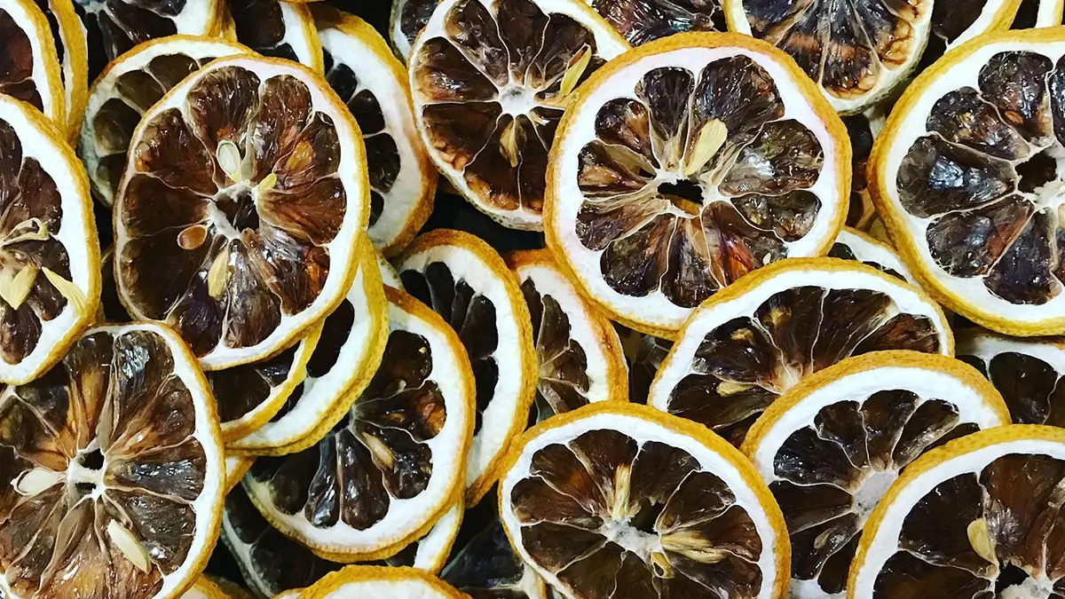 Dried Lemons :  জানেন কি শুকনো লেবুও নানা কাজে আসতে পারে
