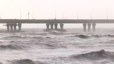 Cyclone Biparjoy Juhu Beach: ঘূর্ণিঝড় বিপর্যয়ের প্রভাবের মাঝে মুম্বইয়ের জুহুর বিচে ভেসে গেলেন ৬ জন, ৪ জন নিখোঁজ