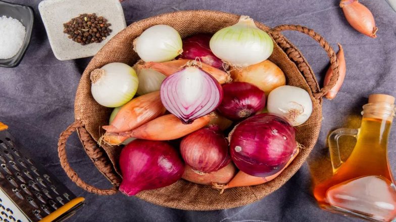 Raw Onion : কাঁচা পেঁয়াজ কি স্বাস্থ্যের জন্য ভালো! কী বলছেন বিশেষজ্ঞরা
