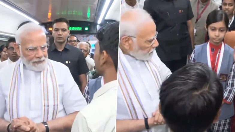 PM With Students: বন্দে ভারতের সূচনার আগে ছাত্র ছাত্রীদের সঙ্গে মত বিনিময় প্রধানমন্ত্রী নরেন্দ্র মোদীর (দেখুন ভিডিও)