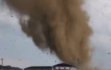 Tornado Video: মার্কিন মুলুকে ভয়াবহ টর্নেডো, দেখুন দাপট