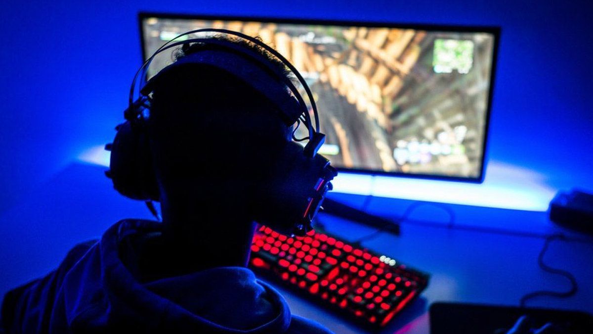 Online gaming Firms Issued Show Cause Notices: ১ লক্ষ ৫১ কোটি টাকার কর ফাঁকি, অনলাইন গেমিং সংস্থাগুলিকে শো কজ নোটিশ কেন্দ্রের