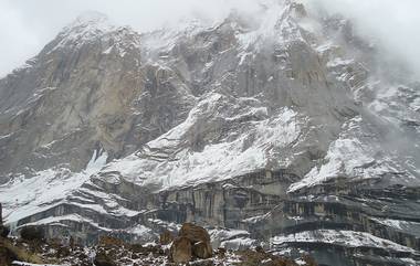 Siachen Fire: সিয়াচেন হিমবাহে আগুন লেগে মৃত সেনা আধিকারিক, জখম ৩ জওয়ান