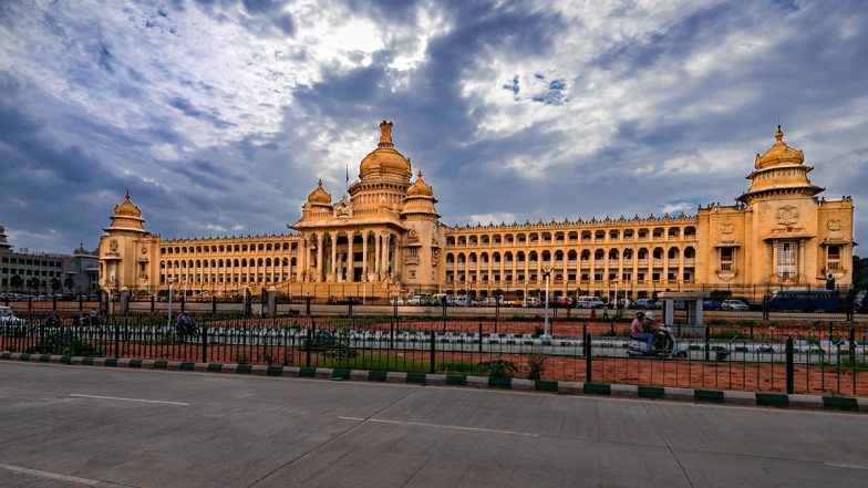 Karnataka Legislative Assembly Session 2023: বিধানসভার অধিবেশন চলার সময় ডেপুটি স্পিকারকে কাগজ ছোঁড়ার জের, কর্নাটকে সাসপেন্ড ১০ বিজেপি বিধায়ক; ভিডিয়ো