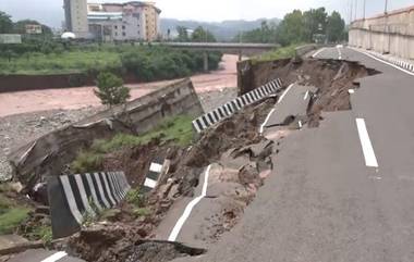 Rain Fury: অতি ভারি বৃষ্টি, পাঁচকুলায় ভেঙে পড়ল সেতু, দেখুন