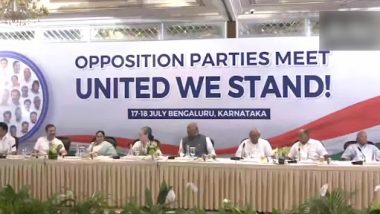 Opposition Meet: 'দেশের গণতন্ত্র রক্ষা করতে এক ছাদের নীচে বিরোধীরা', মোদীর পরিবারবাদ কটাক্ষের পালটা জবাব খাড়গের