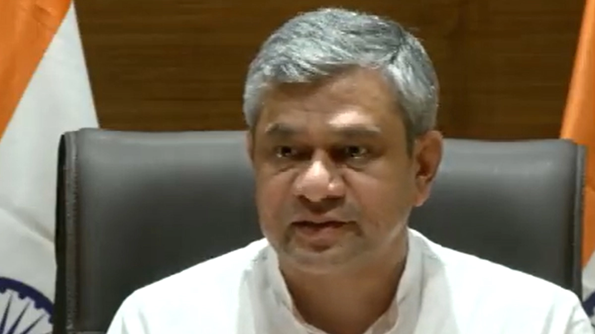 India-Bhutan Rail Links: আসাম ও পশ্চিমবঙ্গকে সংযুক্ত করার জন্য দুটি আন্তঃসীমান্ত রেল যোগাযোগ স্থাপন করবে ভারত ও ভুটান, জানালেন কেন্দ্রীয় রেলমন্ত্রী অশ্বিনী বৈষ্ণব