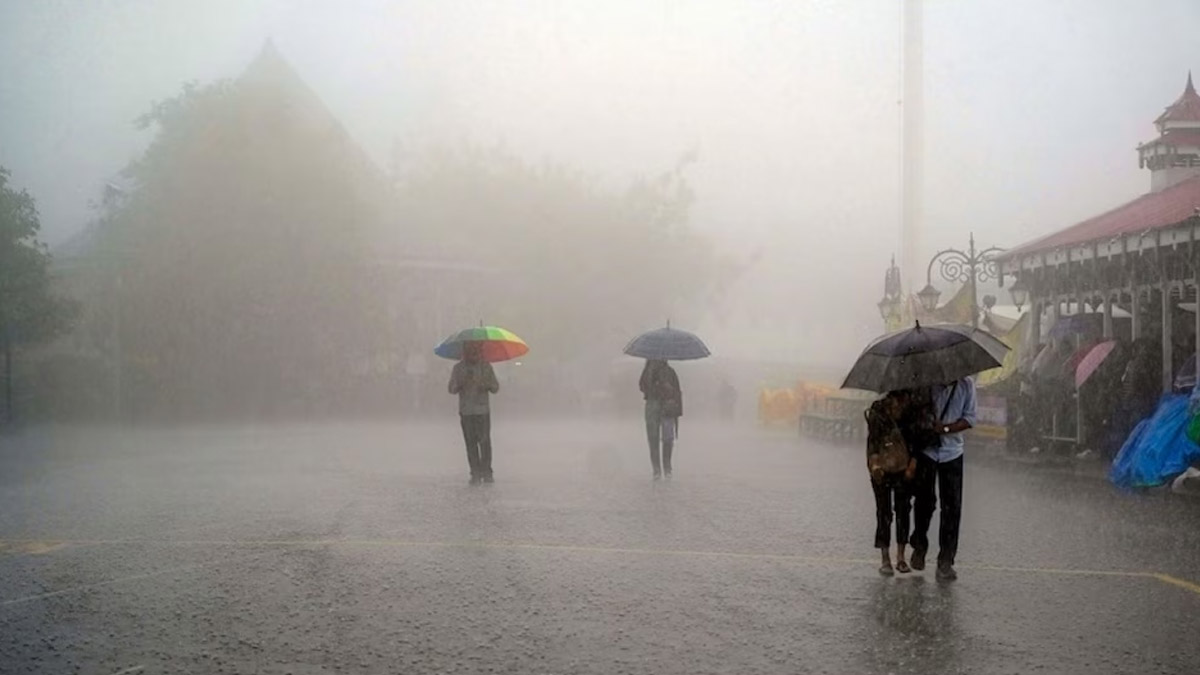 Pakistan Lahore Artificially Rain: পাকিস্তানে এই প্রথম নামানো হল কৃত্রিম বৃষ্টি, দেখুন ভিডিয়ো