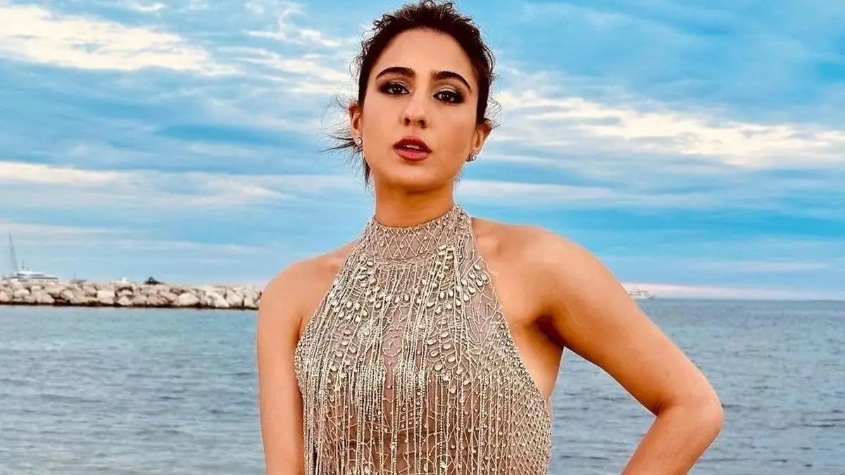 Sara Ali Khan: ধর্মীয় বিশ্বাস ও পোশাক নিয়ে সমালোচনার বিষয়ে মুখ খুললেন সারা আলি খান