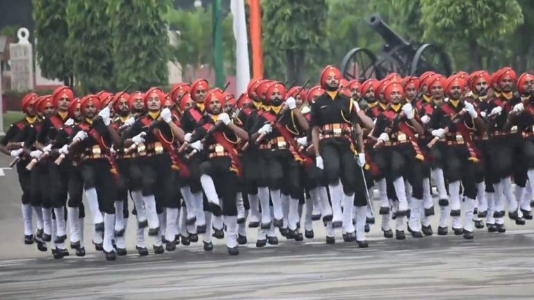 Agniveers Of Sikh Regiment: প্রশিক্ষণের শেষ দিনে অনুপ্রেরণামূলক গান গেয়ে প্যারেড শিখ রেজিমেন্টদের অগ্নিবীরদের, দেখুন ঝাড়খণ্ডের ভিডিয়ো