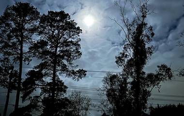 Rare Super Blue Moon Pics: ভারতের আকাশে দেখা মিলবে নীল চাঁদ! পৃথিবীর ভিবিন্ন প্রান্তের সুপার ব্লু মুনের দৃশ্য দেখুন